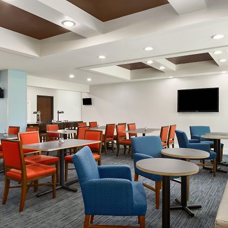 Holiday Inn Express & Suites Florence By Ihg Экстерьер фото