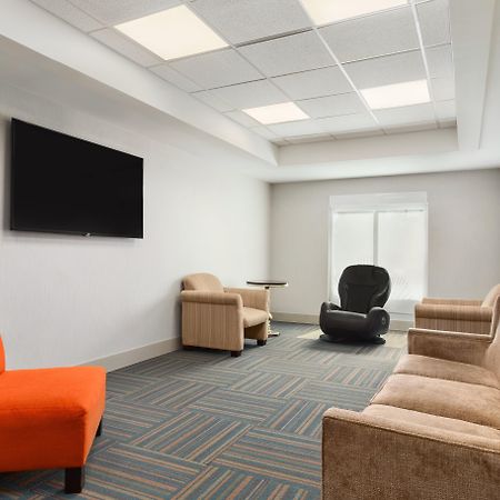 Holiday Inn Express & Suites Florence By Ihg Экстерьер фото