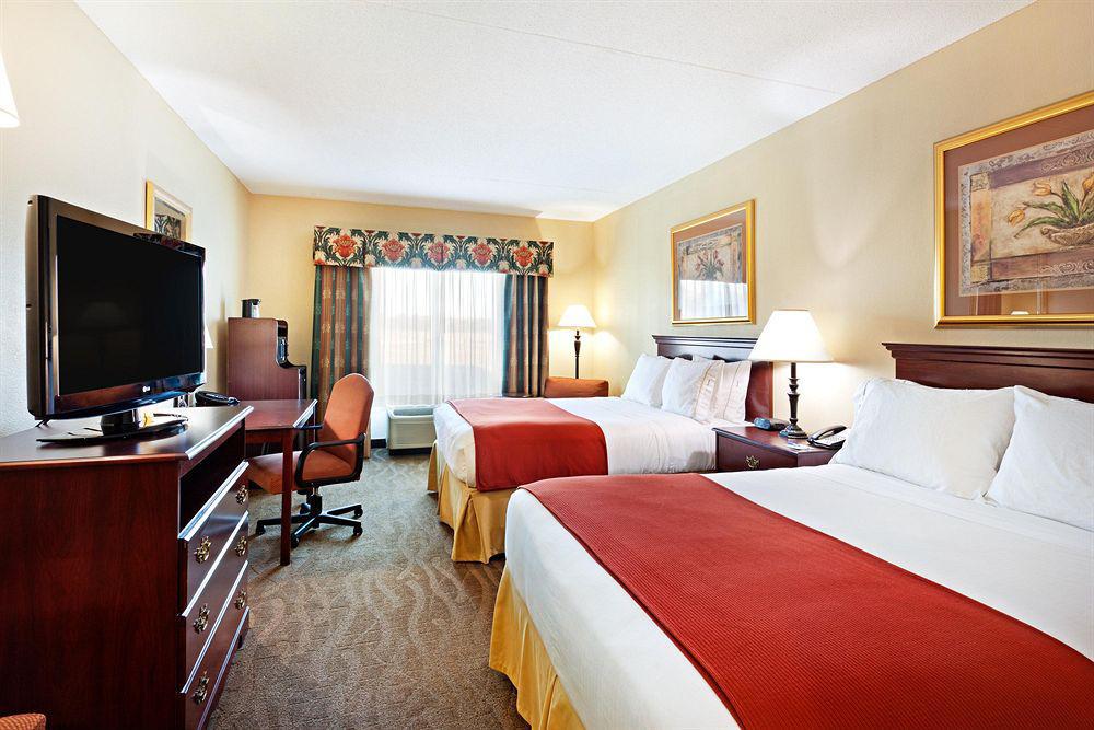 Holiday Inn Express & Suites Florence By Ihg Экстерьер фото