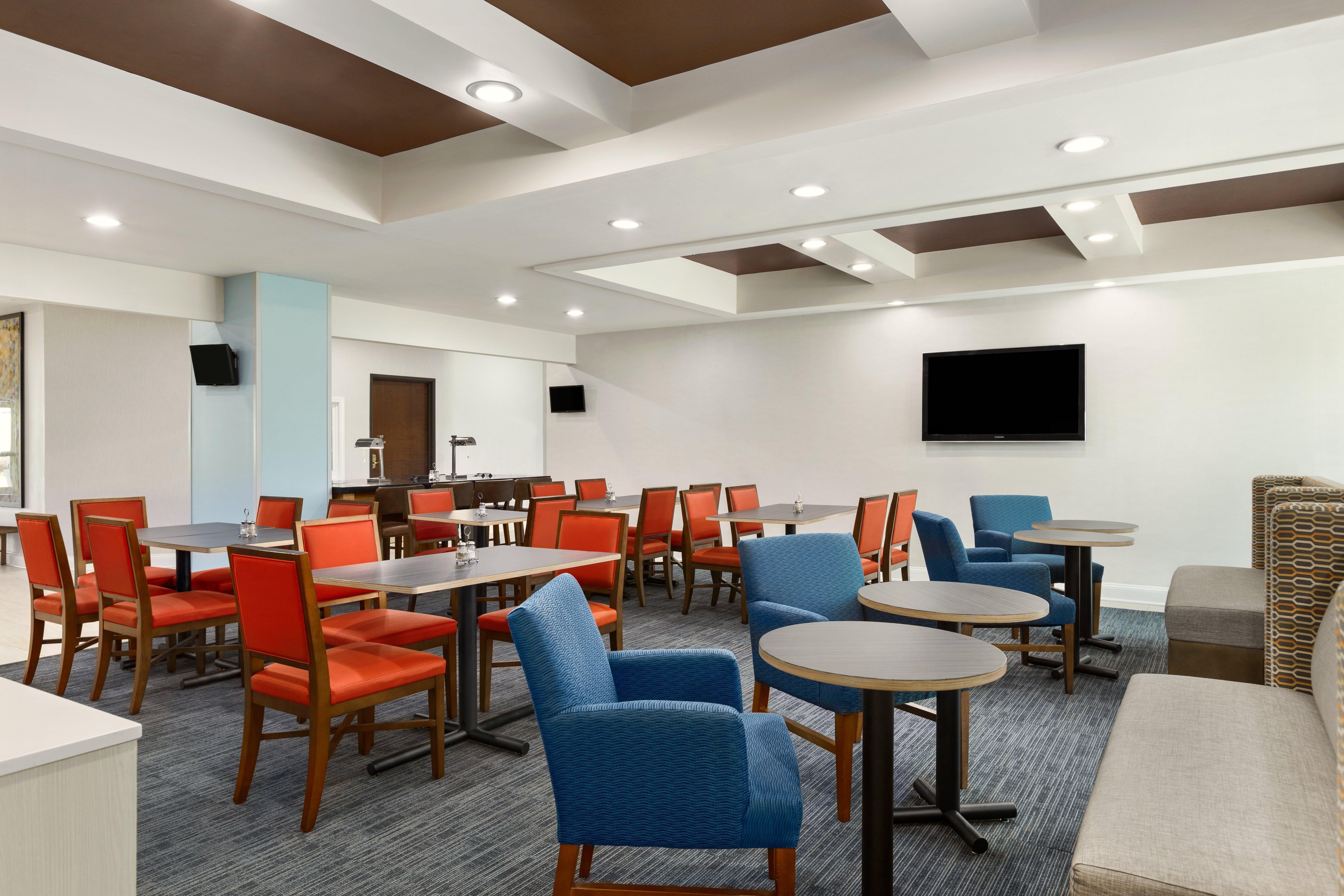 Holiday Inn Express & Suites Florence By Ihg Экстерьер фото