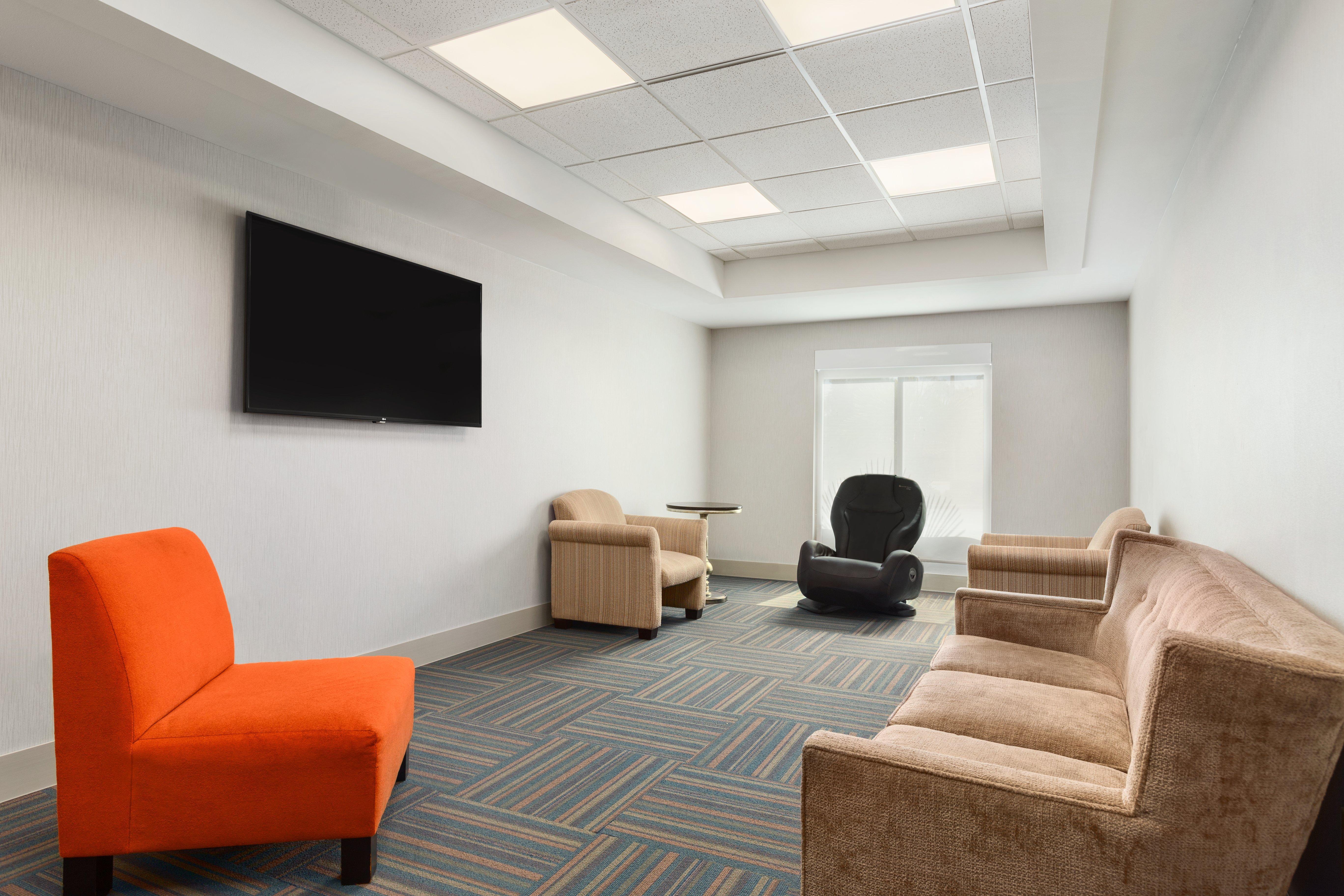 Holiday Inn Express & Suites Florence By Ihg Экстерьер фото