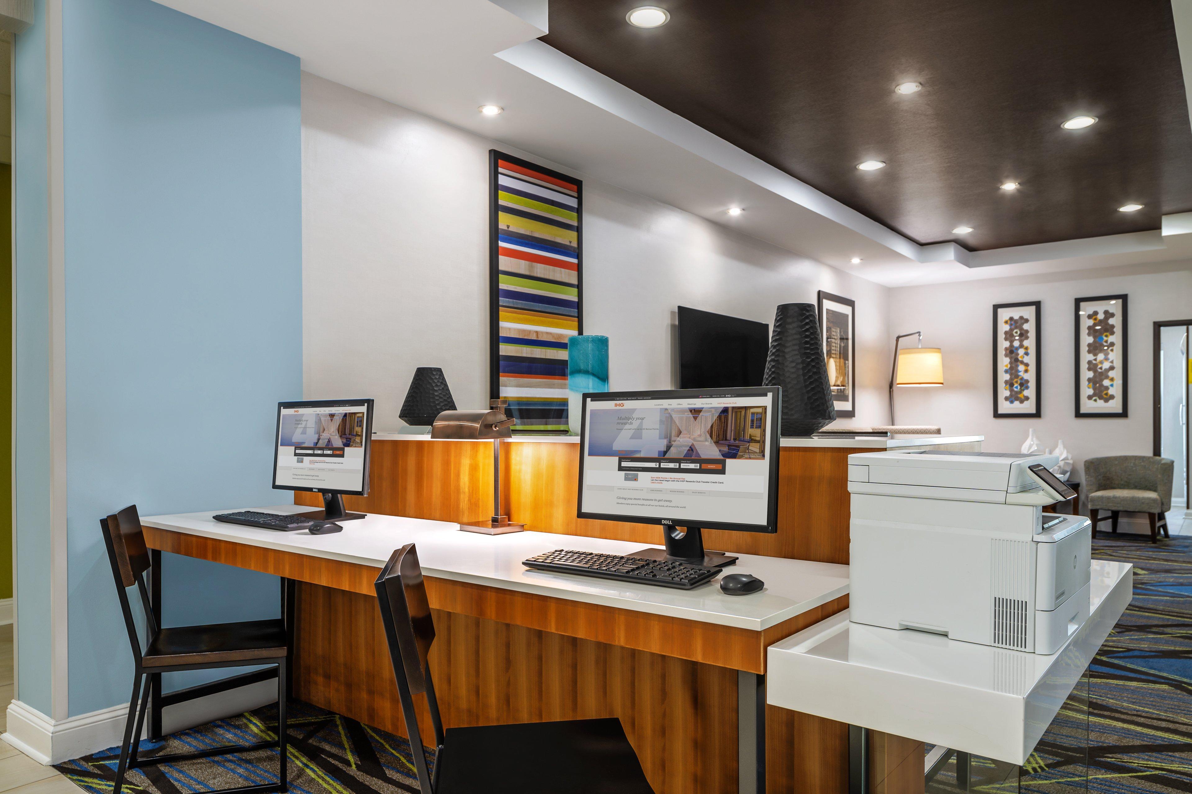 Holiday Inn Express & Suites Florence By Ihg Экстерьер фото