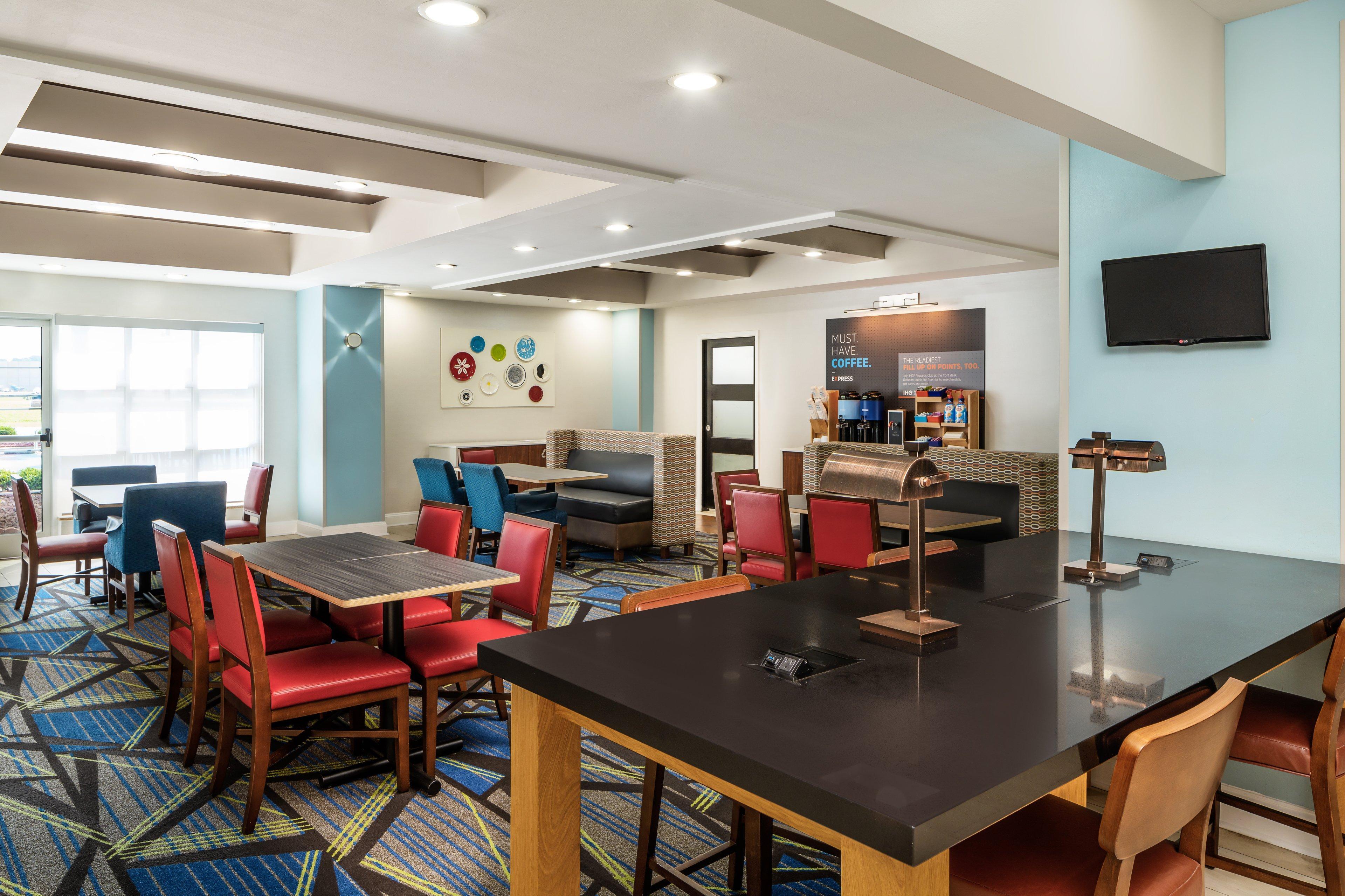 Holiday Inn Express & Suites Florence By Ihg Экстерьер фото