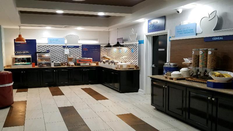 Holiday Inn Express & Suites Florence By Ihg Экстерьер фото